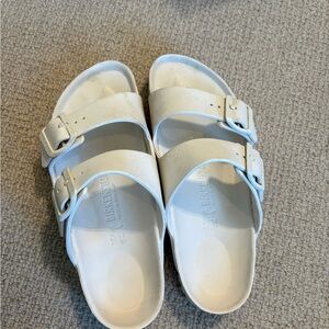 Birkenstock Cream Sandals